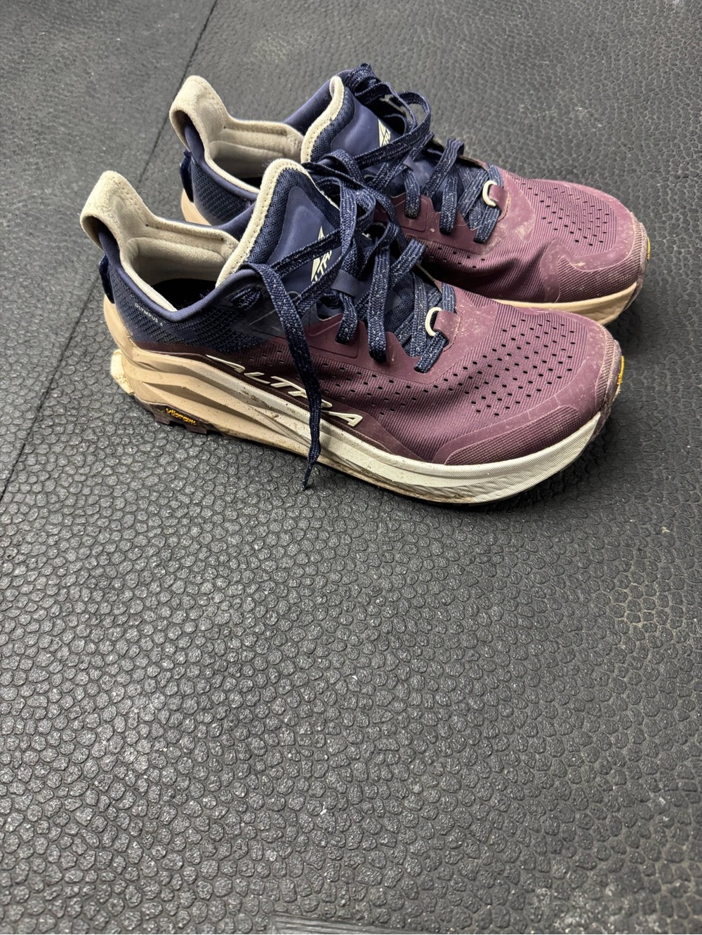 Altra Olympus 6 Trail Shoes Men’s 10.5